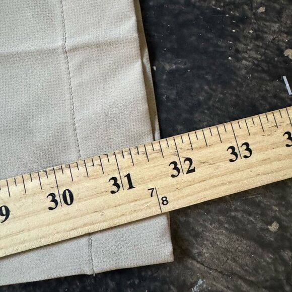 Greg Norman Men’s Tan Pants Business Casual Size 34x32 Polyester Blend - Picture 6 of 9